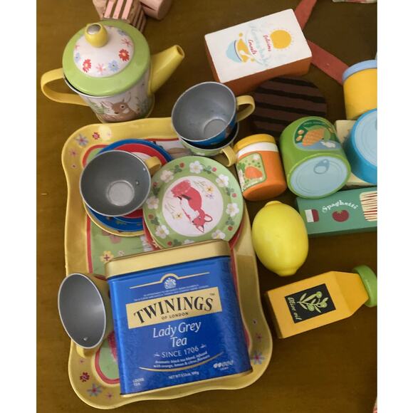 LOT Pretend Imagination Play Kitchen & Cooking Food + Tea Set Cookies Apron - Picture 3 of 6